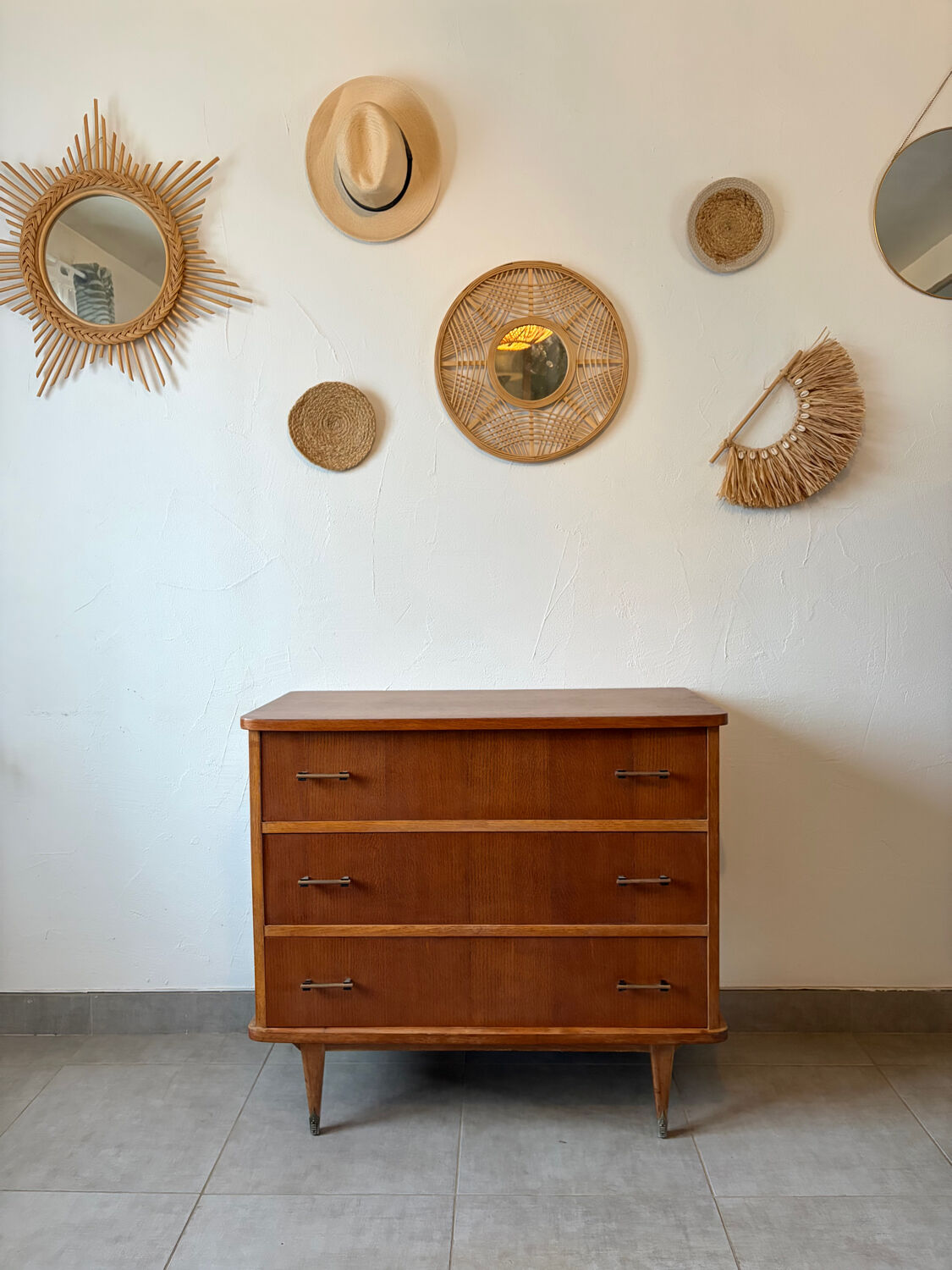 Vintage chest of drawers from the 1950s.