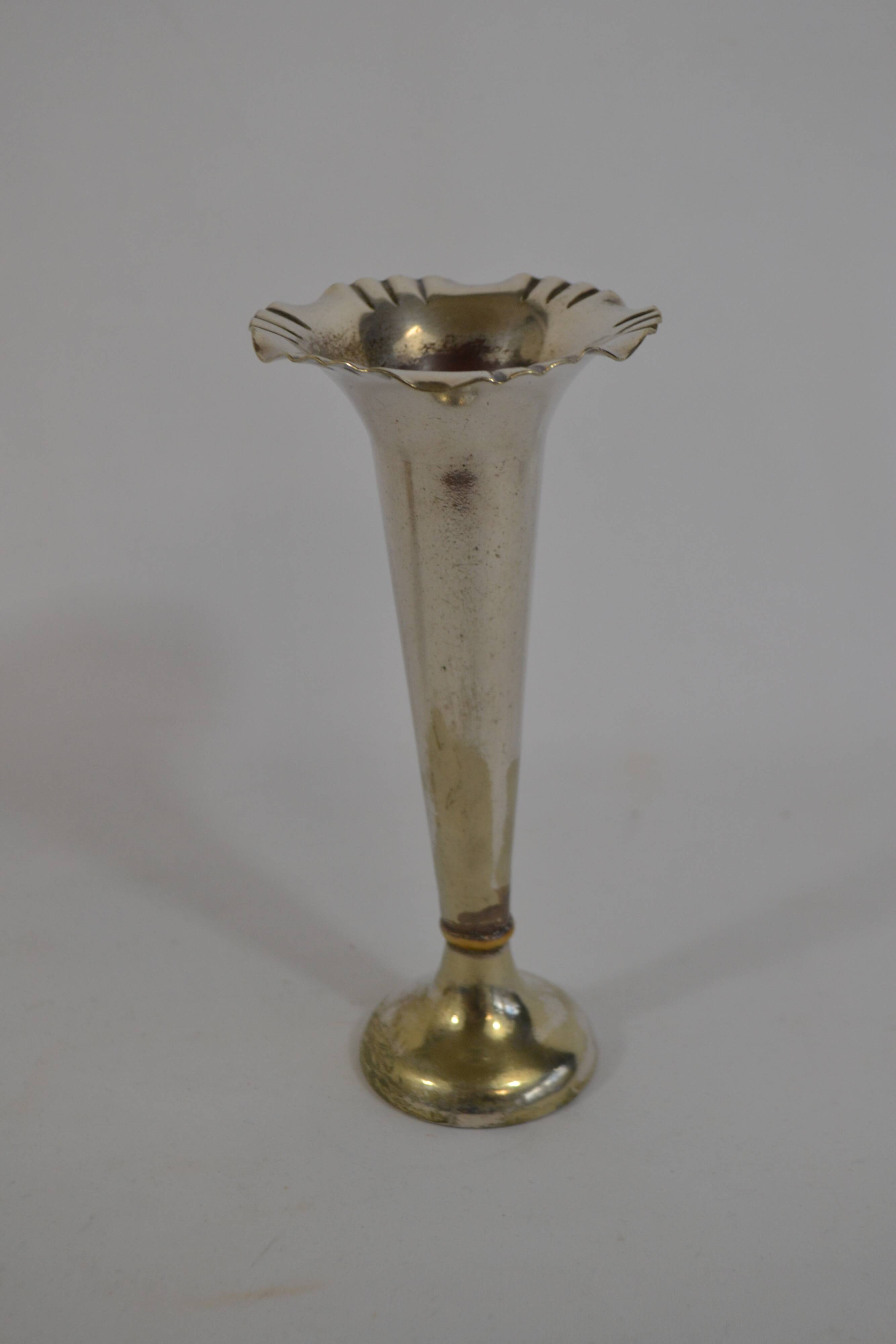 Tin candle holder