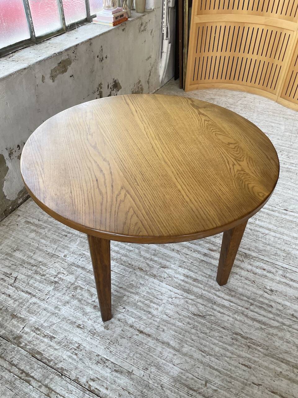 1950s round oak table