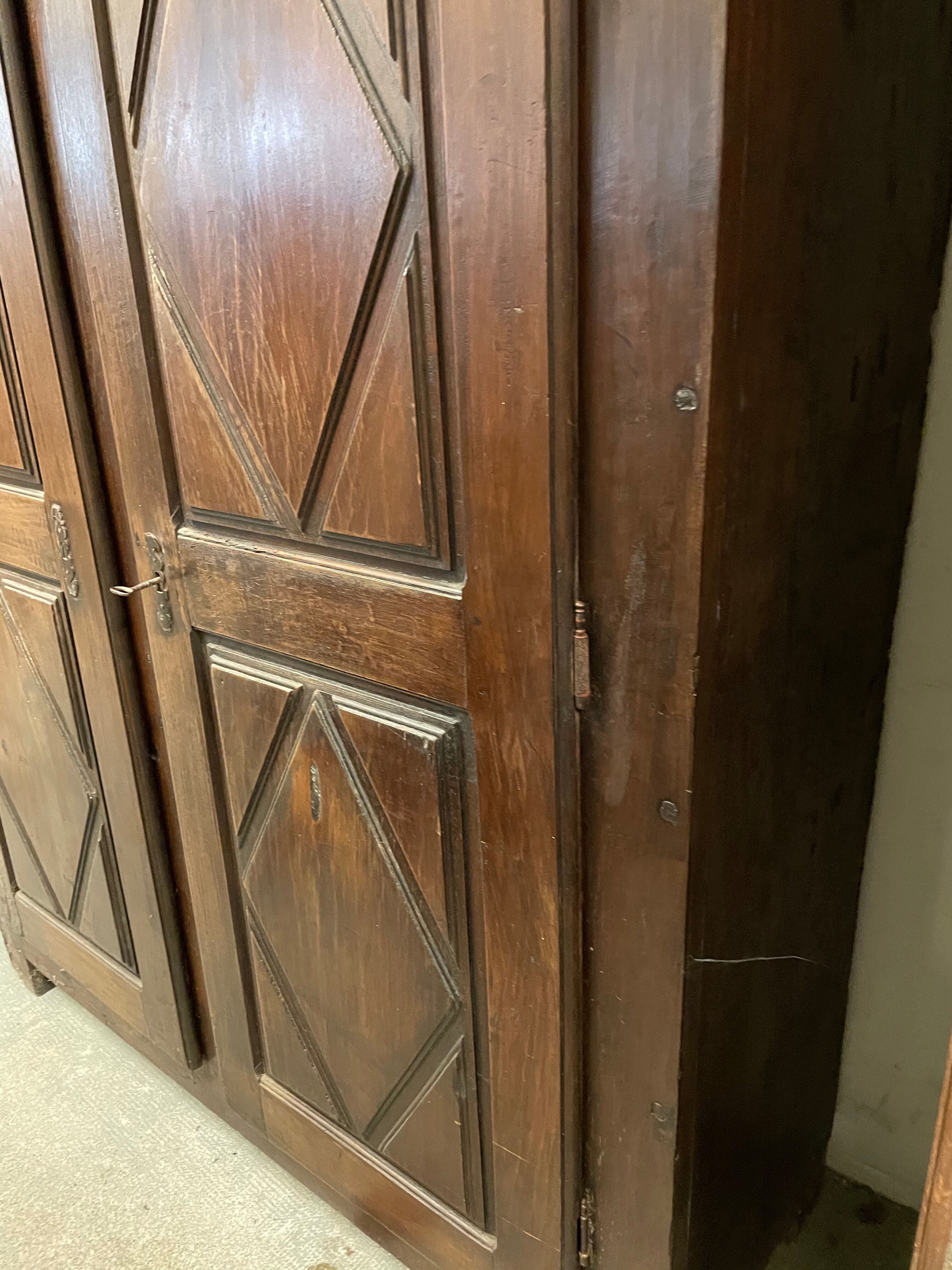 Former wardrobe closet closet louis XIII