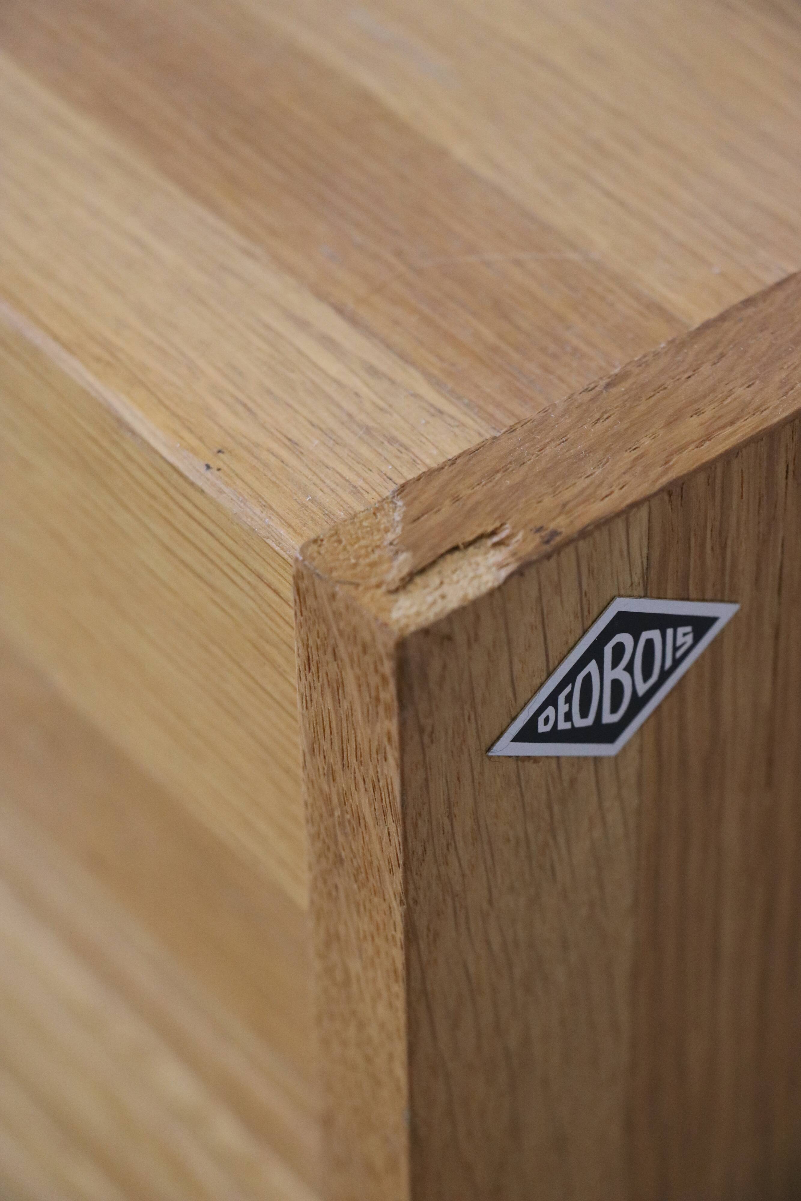 Filing cabinet with curtain