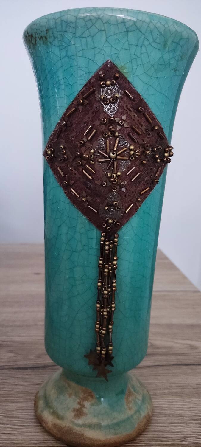 Green cracked ceramic vase