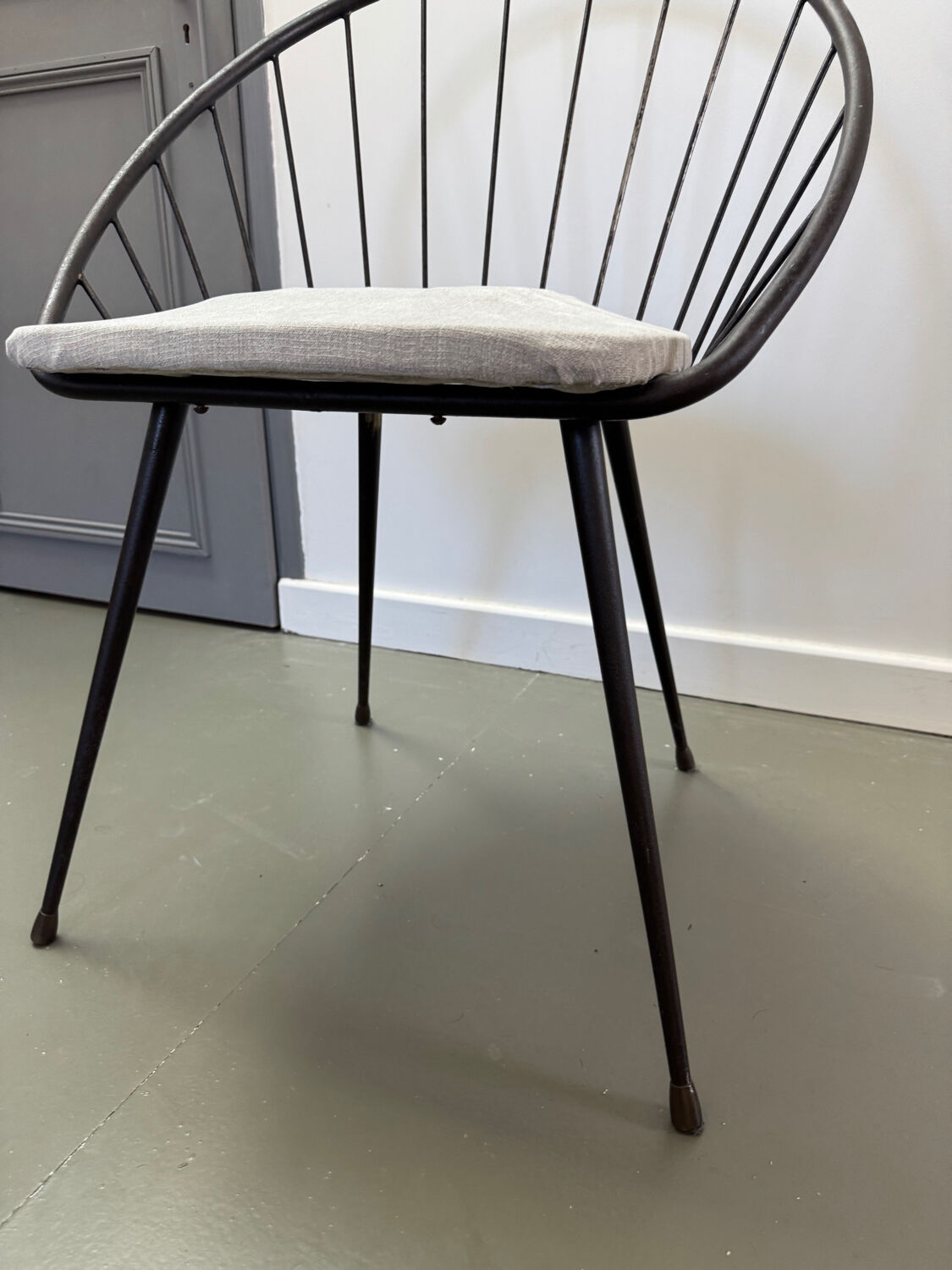 Vintage Corbeil armchair, iron, 1950s.