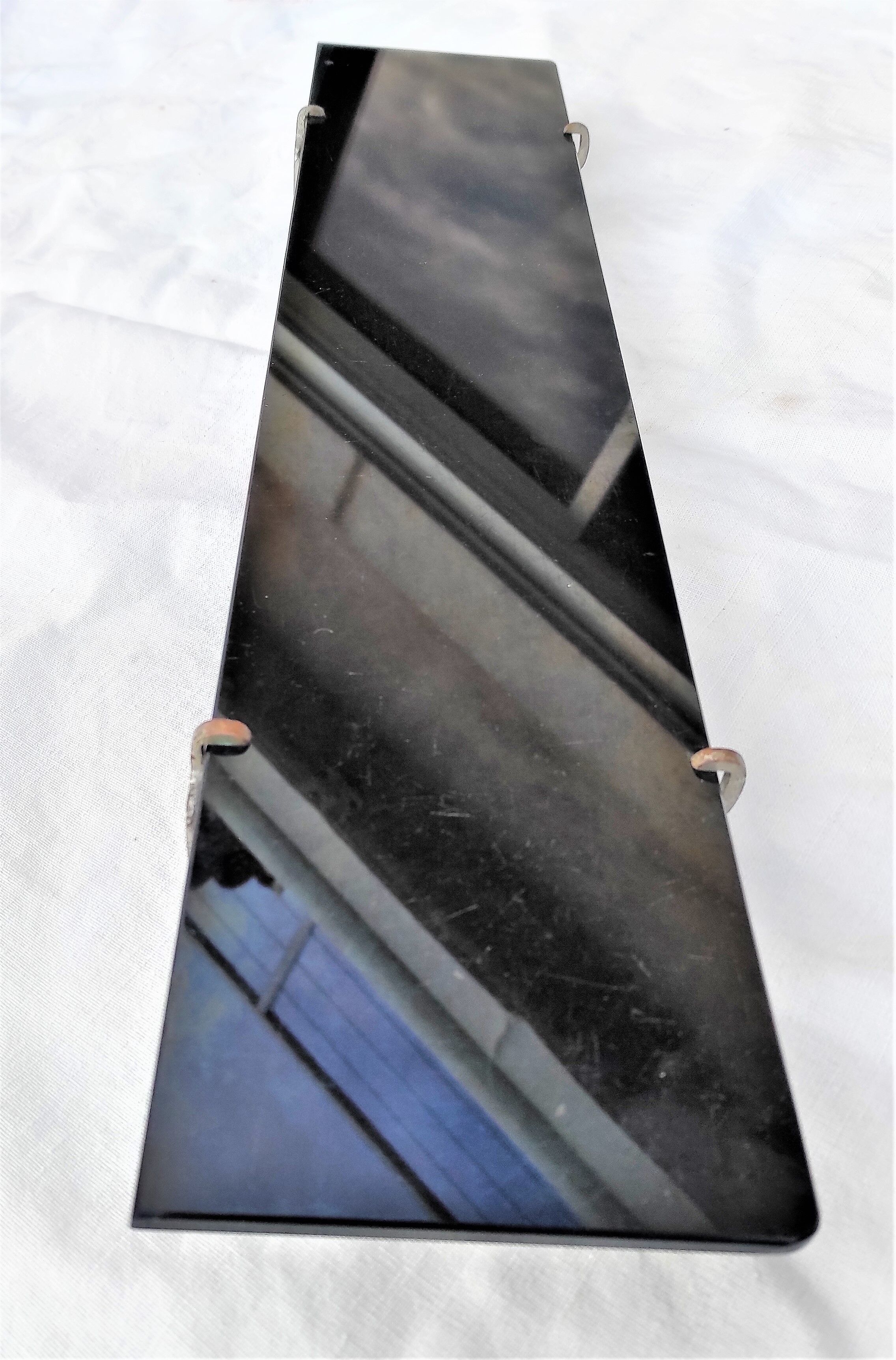 Tablette à fixer pour salle de bain en verre couleur noire