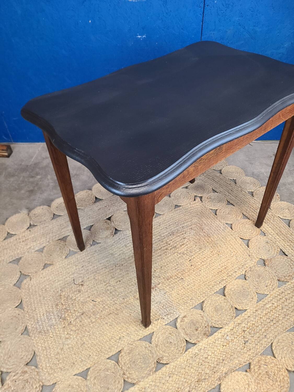 Vintage art deco table 1930 in solid wood