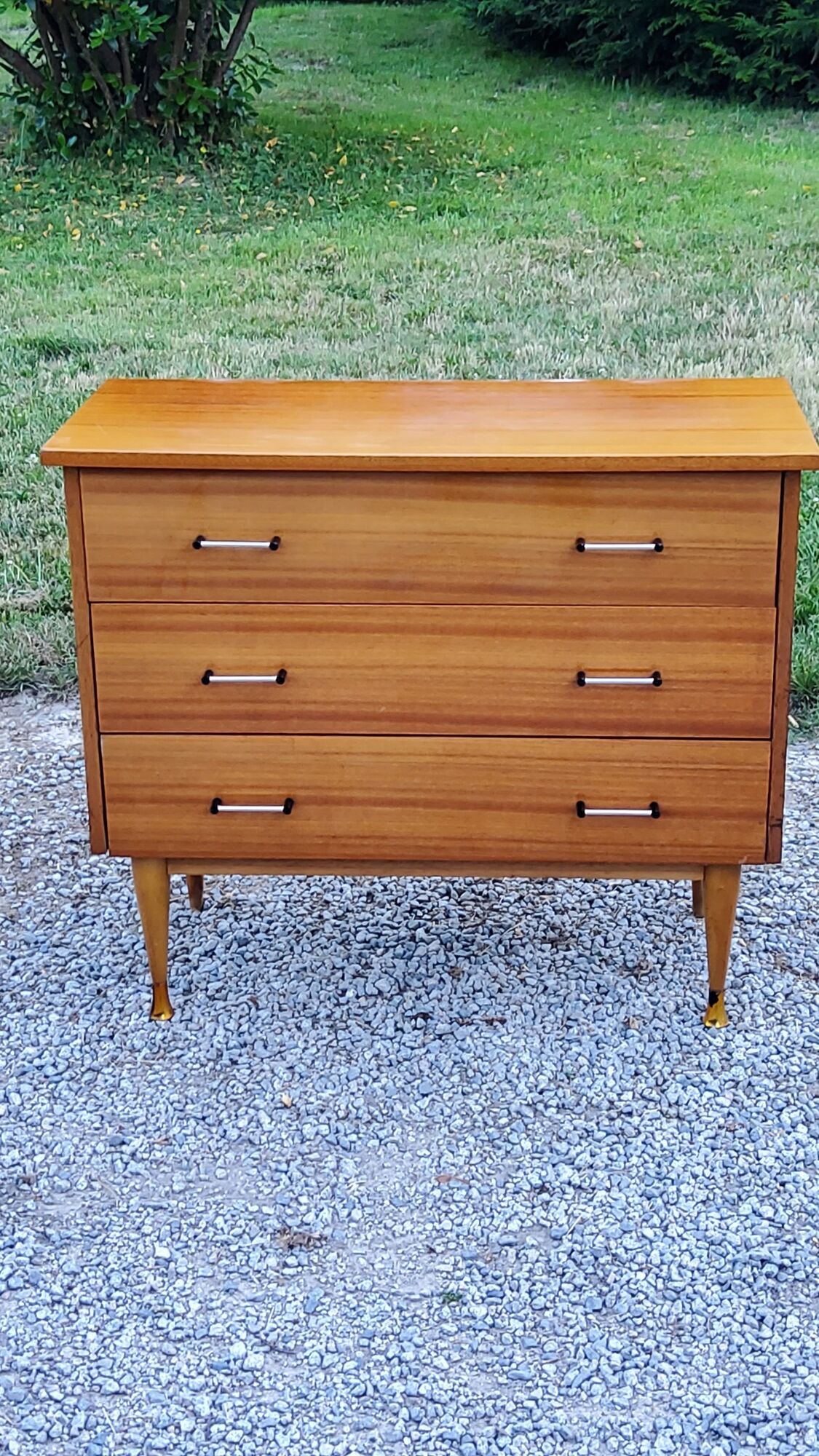 Vintage golden mahogany chest of drawers 3 drawers conical feet from the 60s