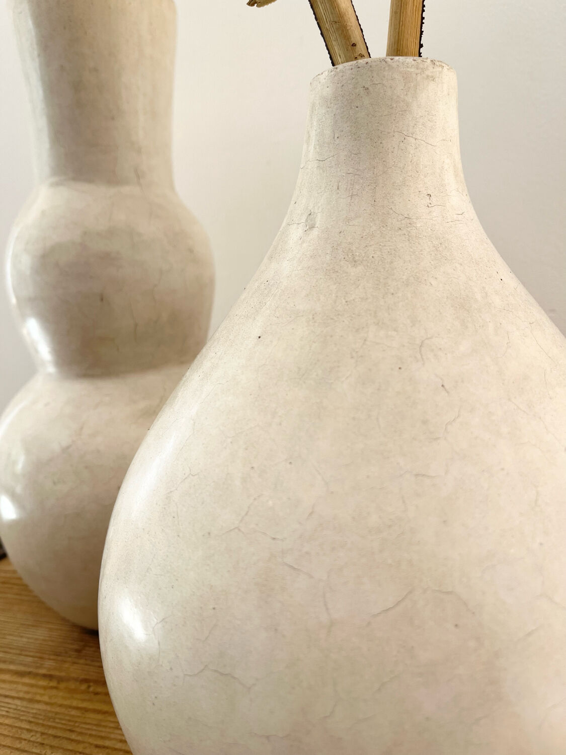 White vase in tadelakt