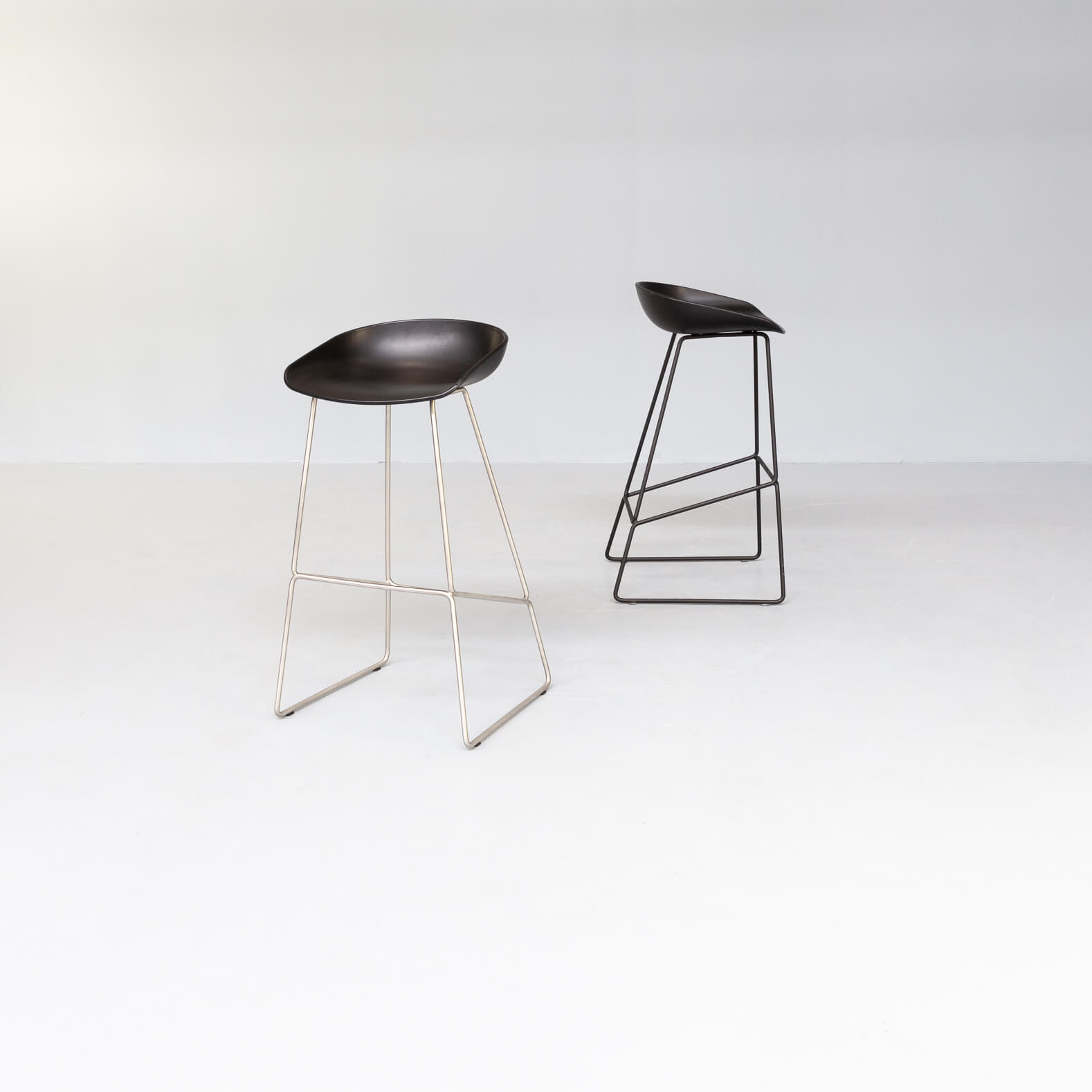 Hee Welling stool AAS38 for Hay set/2