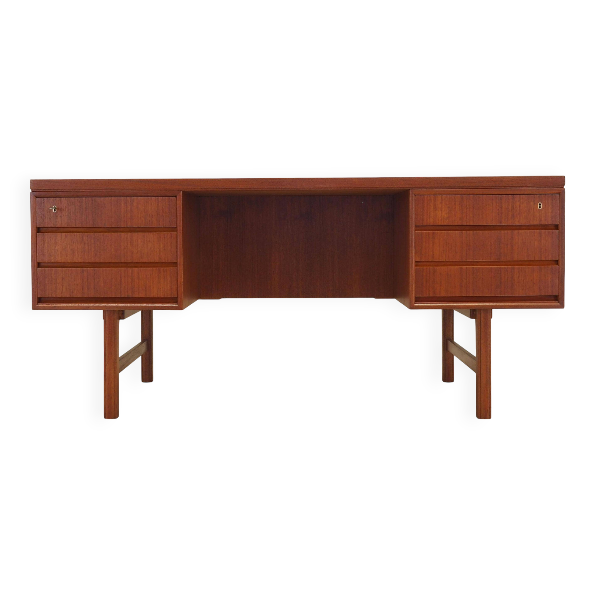 Teak desk, Danish design, 1970s, production: Denmark