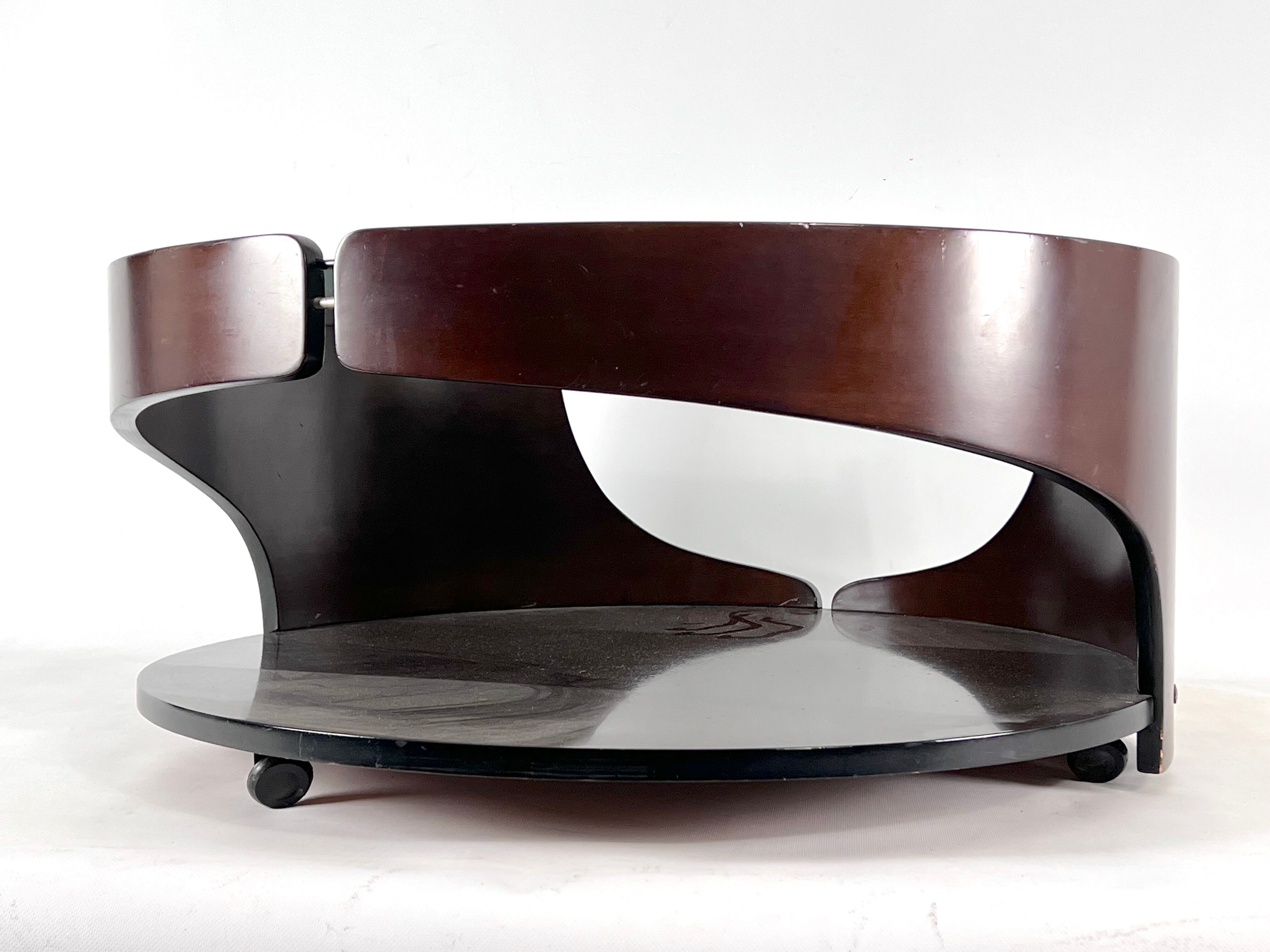 Mid-century modern wood round coffee table, italy 70s