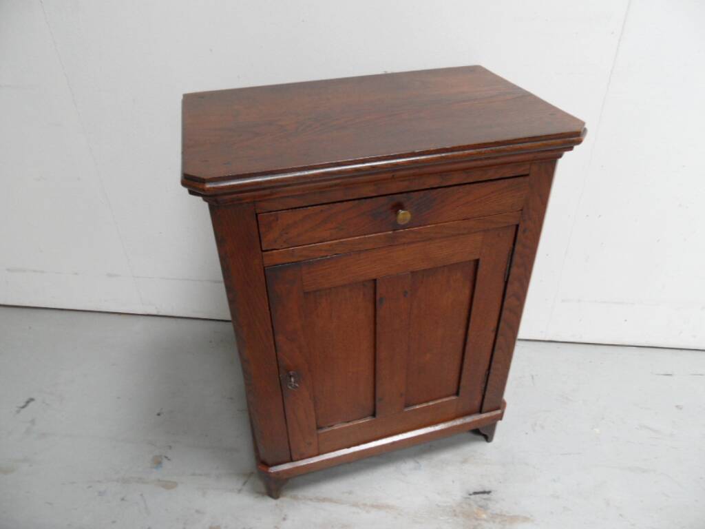 Antique oak one door cabinet