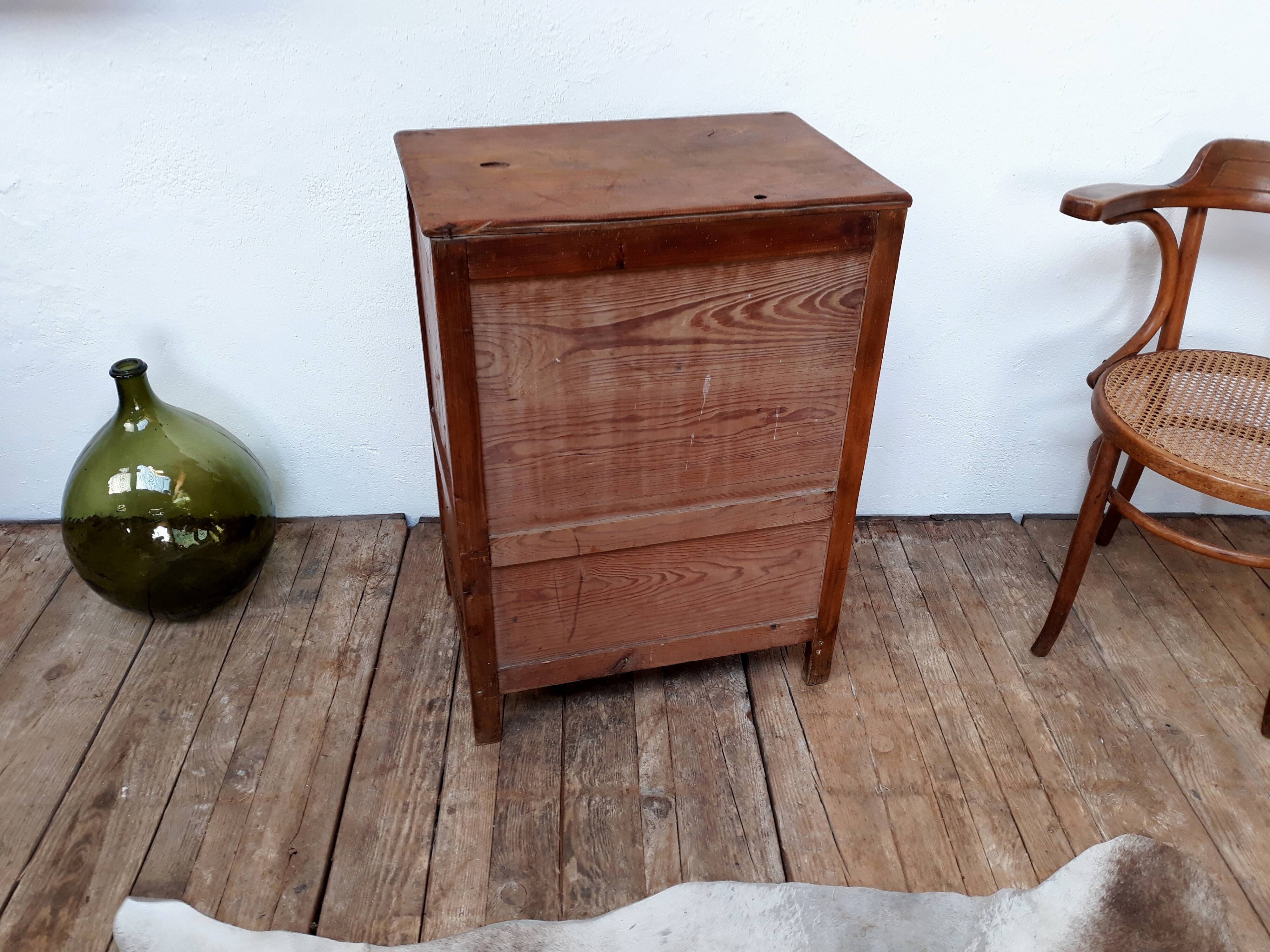 Small buffet, Paris 1950