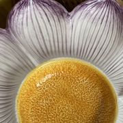 Plat compartimenté, grande fleur en céramique, Italie