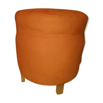 Pouf art déco en tissu suédine coloris orange pieds en bois