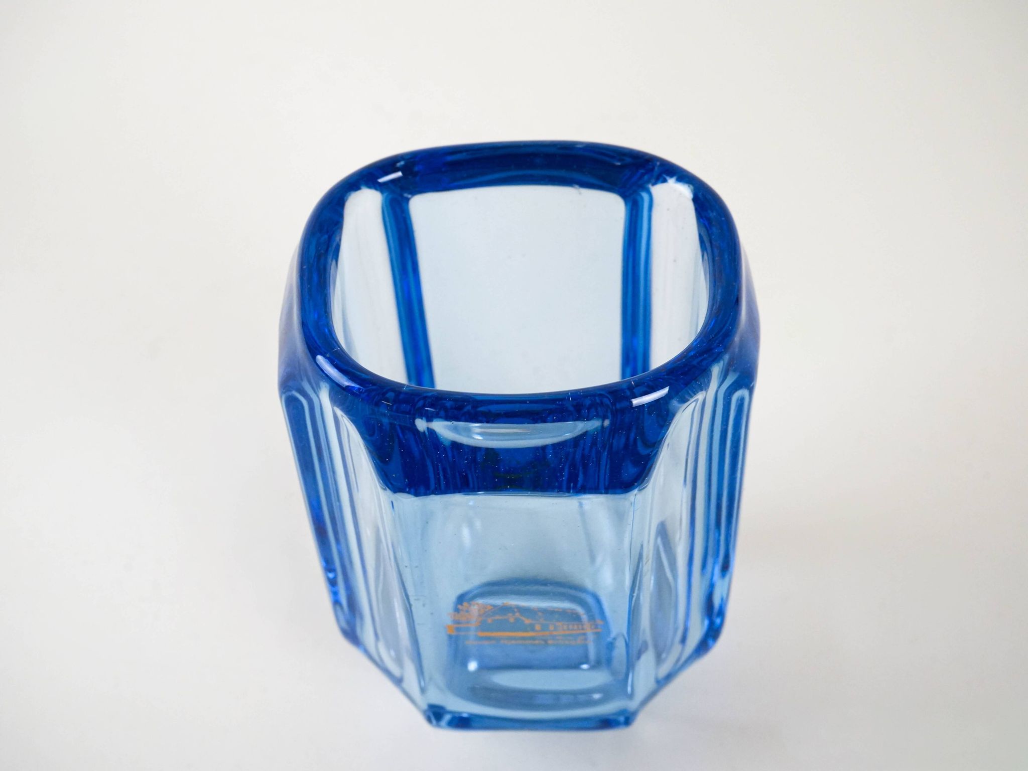 Vase en verre bleu, design danois, années 1960, fabriqué au Danemark