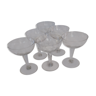 6 champagne cups
