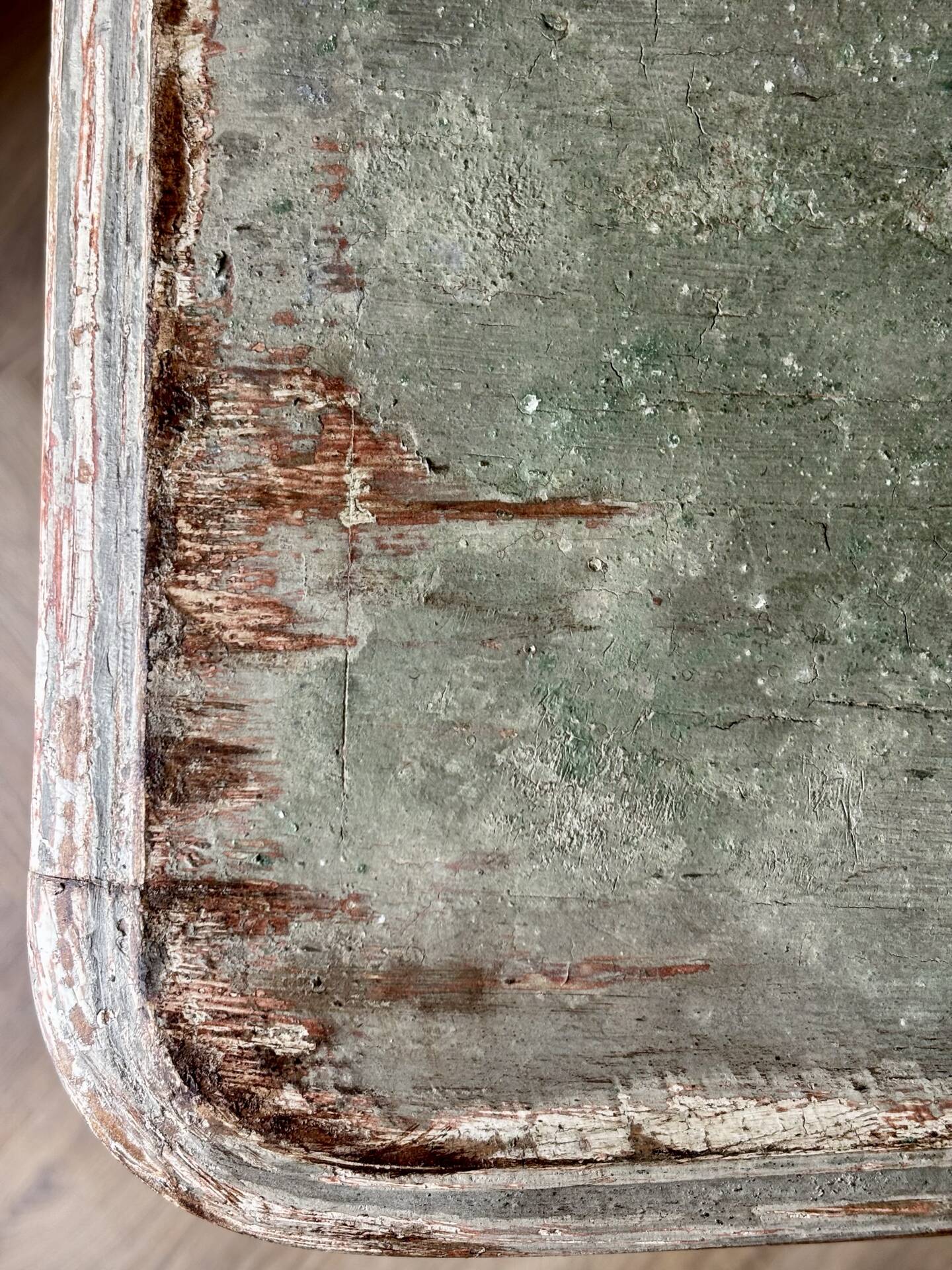 Louis XV style commode with traditional patina