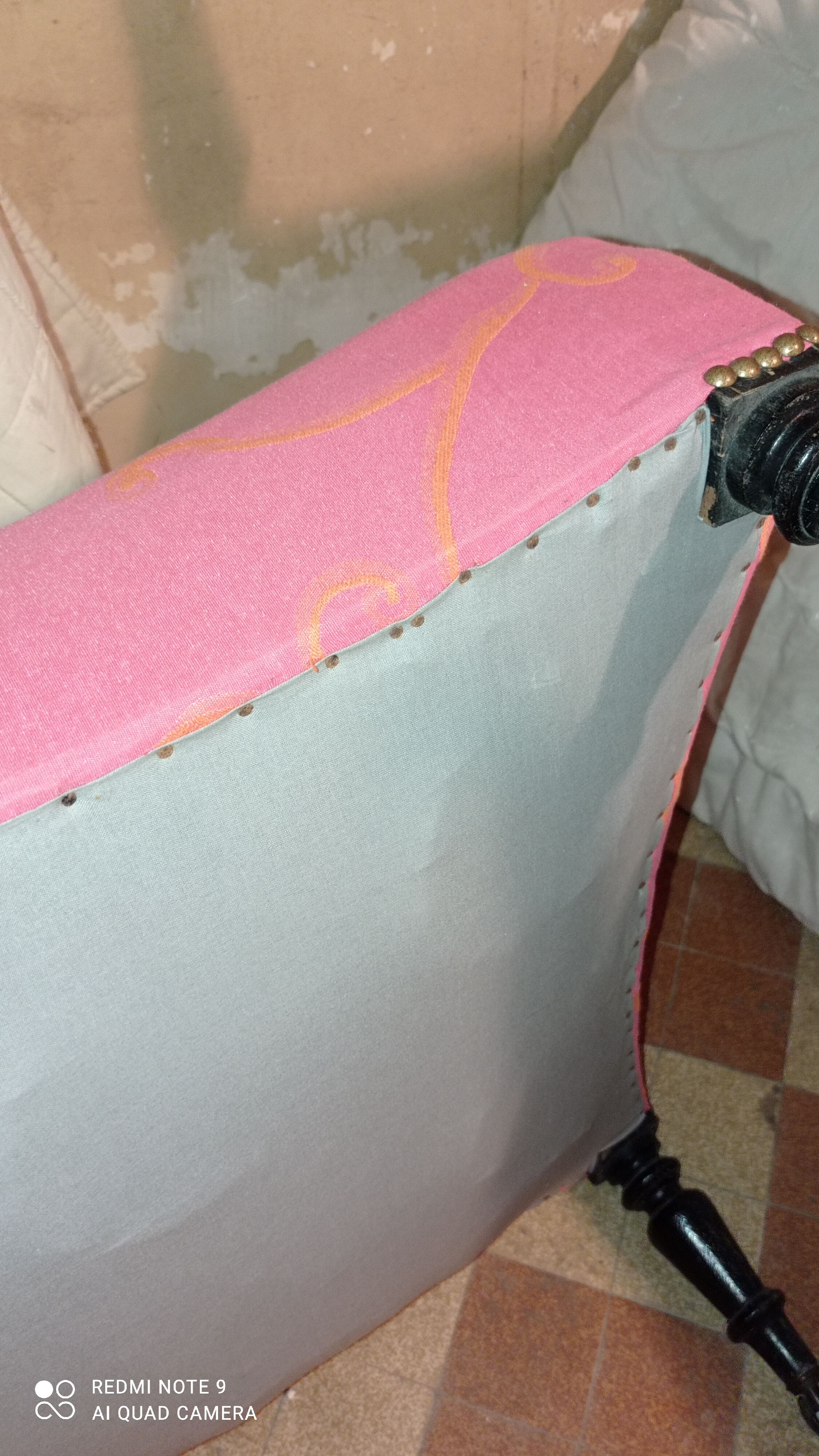 Upholstered footrest