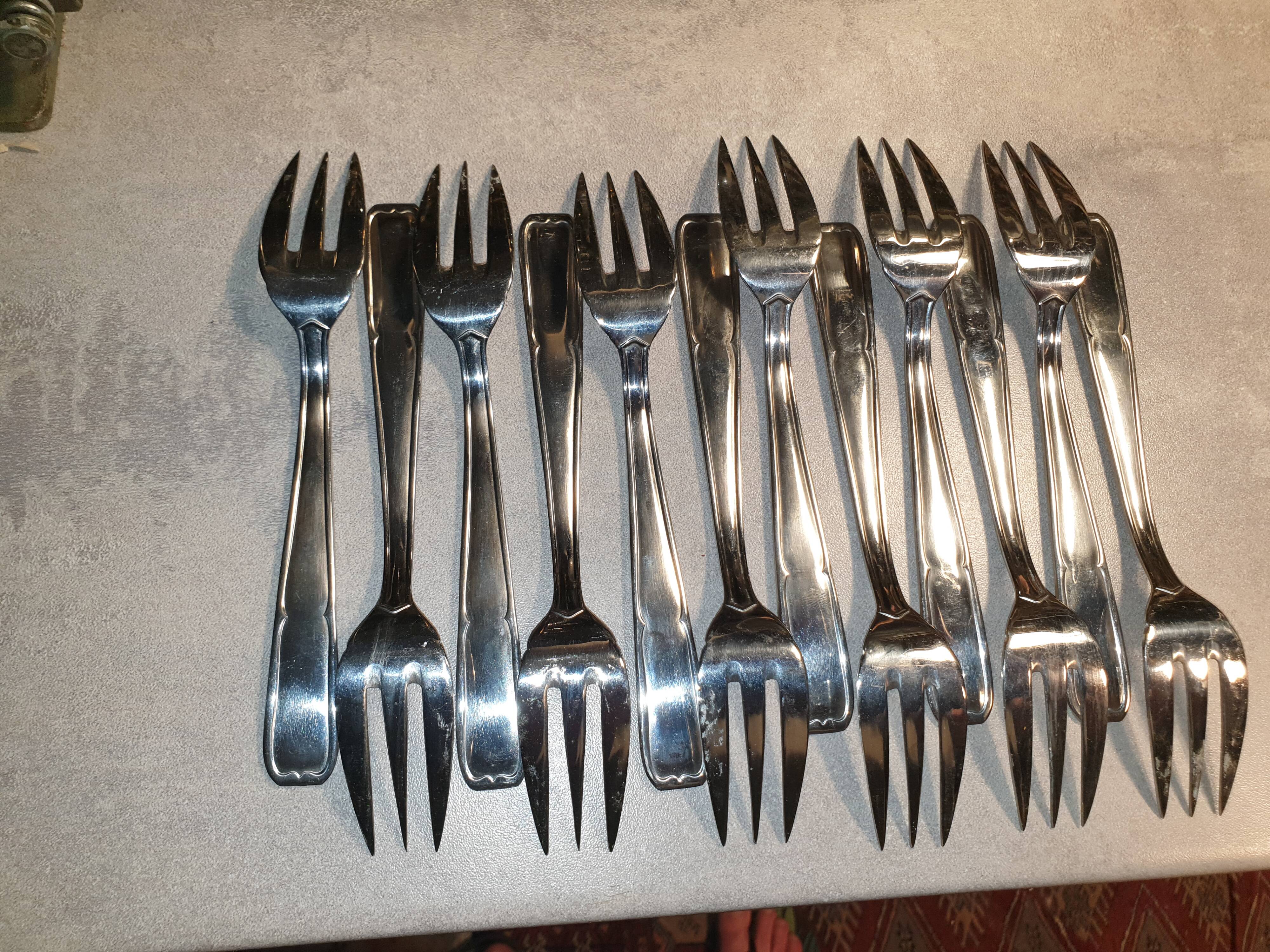 Fish service letang remy Paris