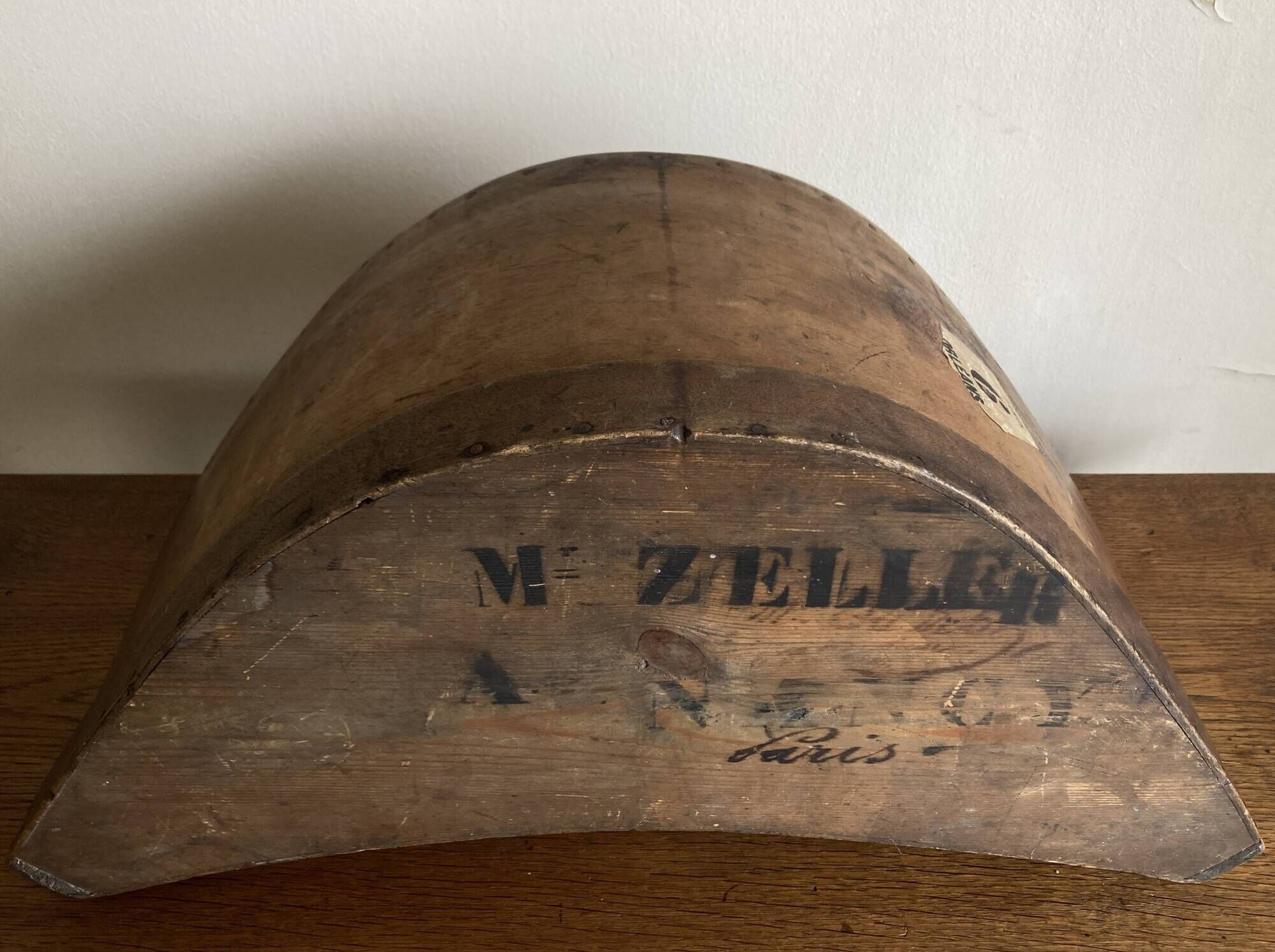 Neo-classical Empire box 1860 in curved wood shape XXL