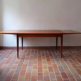 Scandinavian extendable dining table