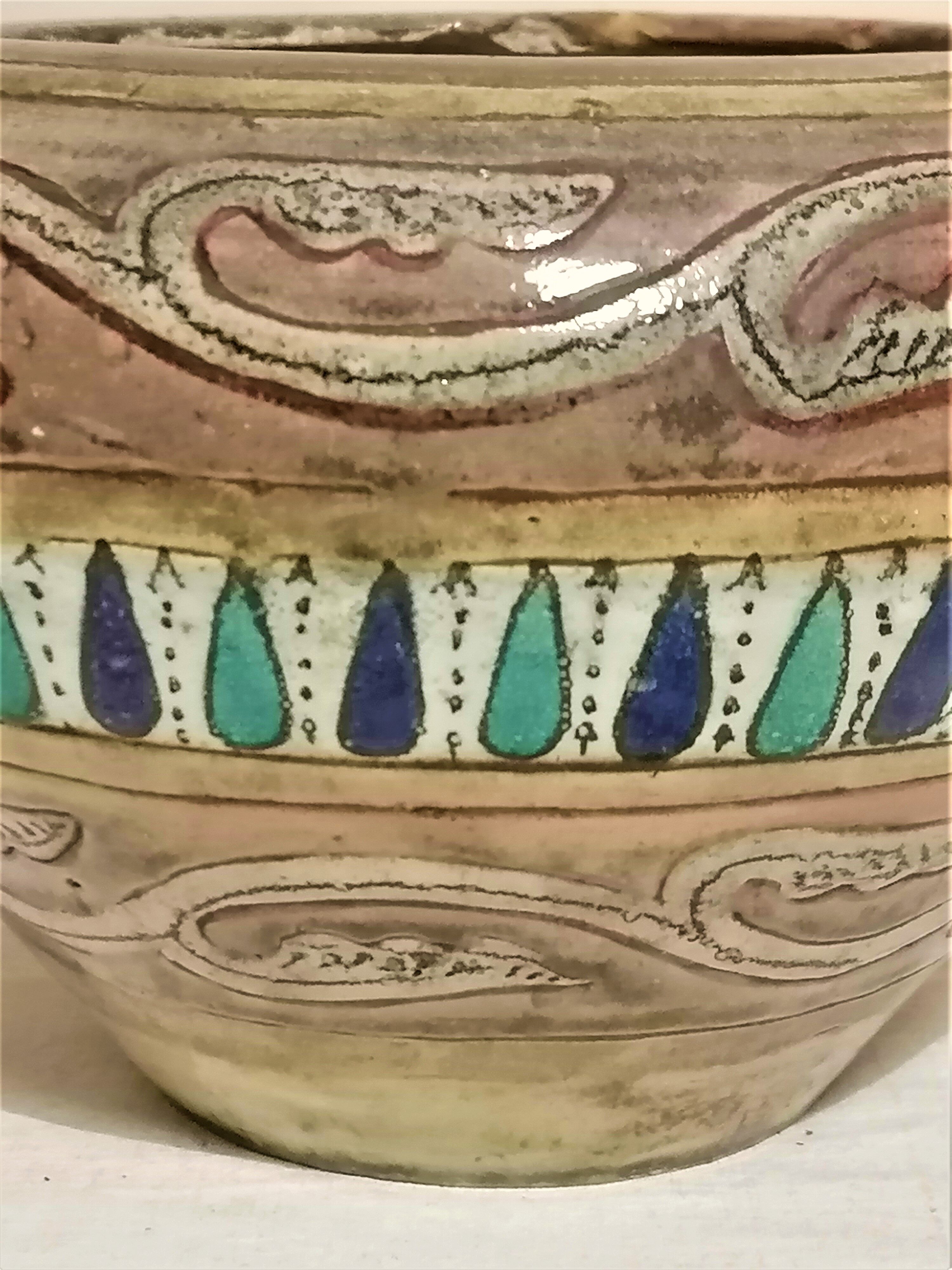 Old vase in oriental ceramics. Pottery of Nabeul. Signed.