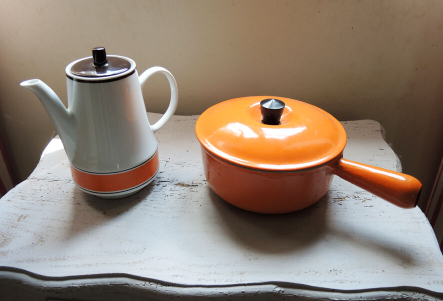 Ancienne cafetière en céramique années 60/70