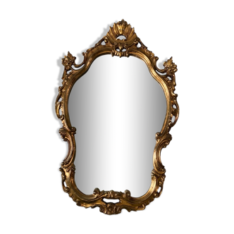 Miroir médaillon en bois et stuc doré années 50