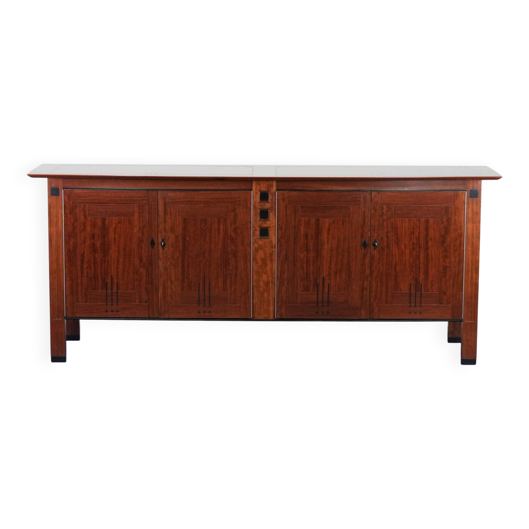 Beautiful and well-preserved Art Deco design sideboard