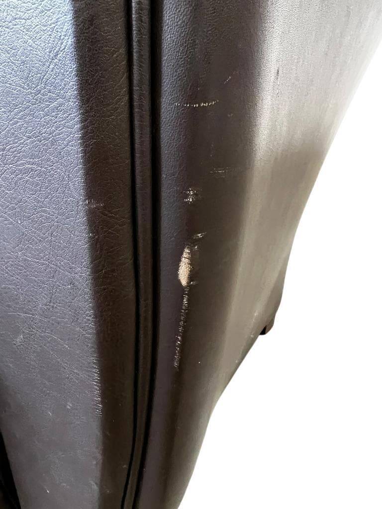 Vintage Art Deco leather armchair / single armchair / chair