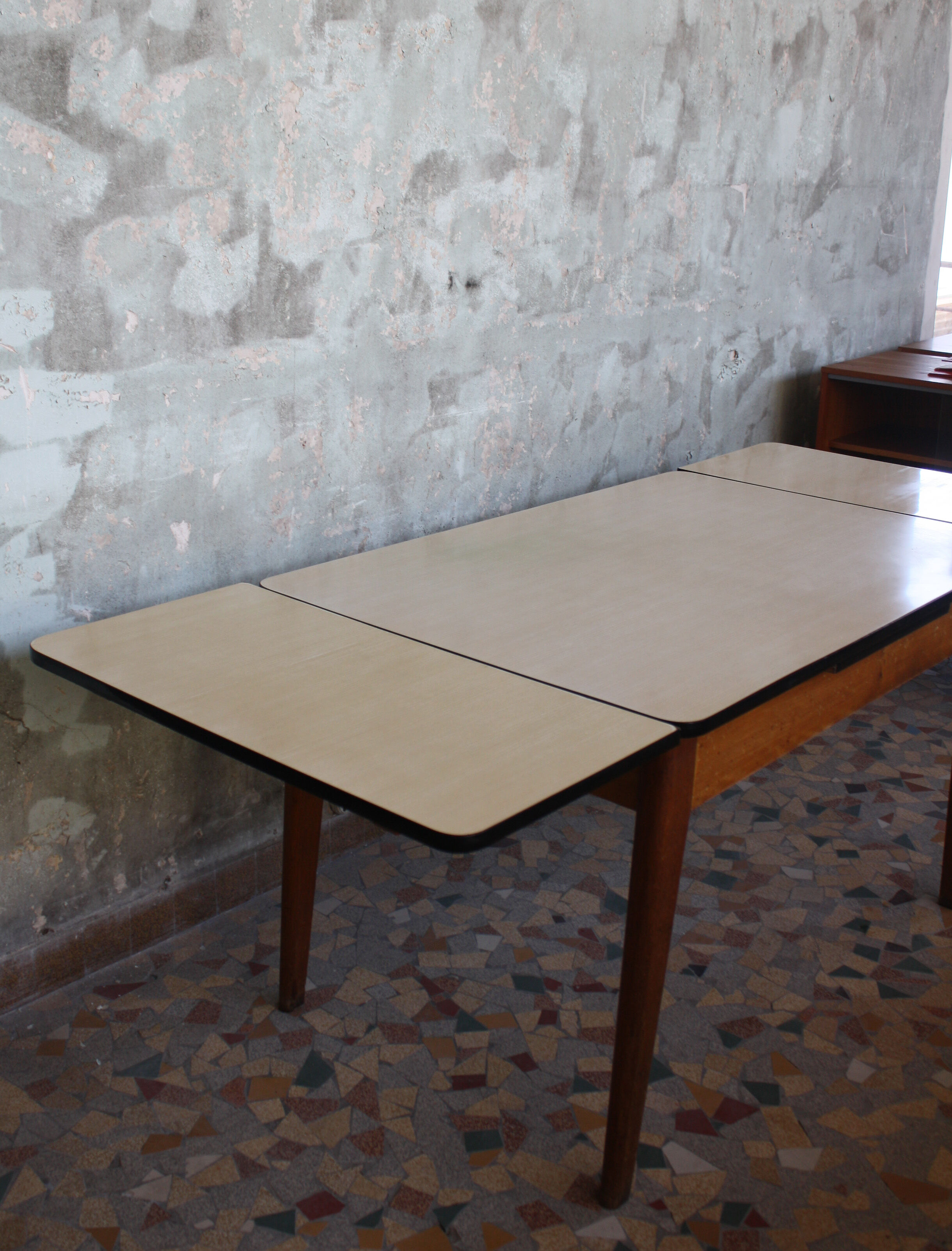 Table vintage formica and wood