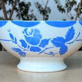 Large antique earthenware bowl from Gien, Mona decoration.