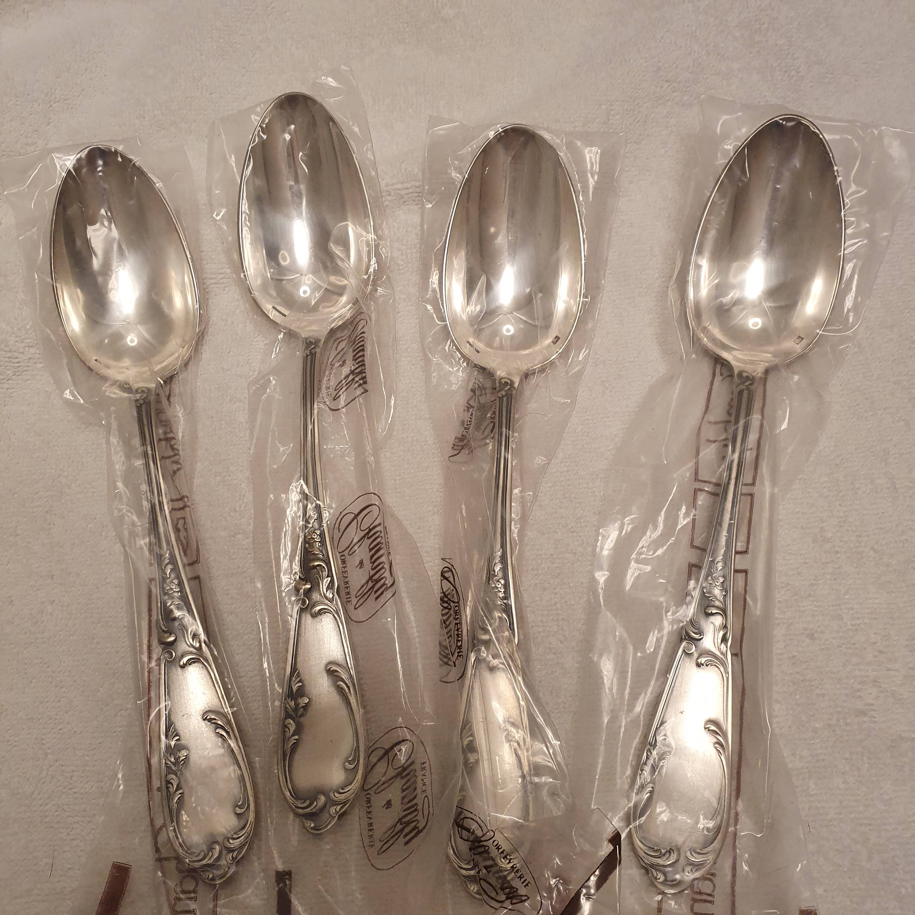 Chambly Housekeeper and Silversmith