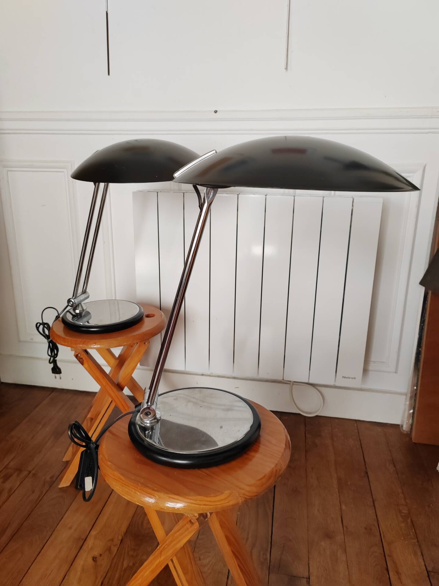 Paire de lampes soucoupe aluminor