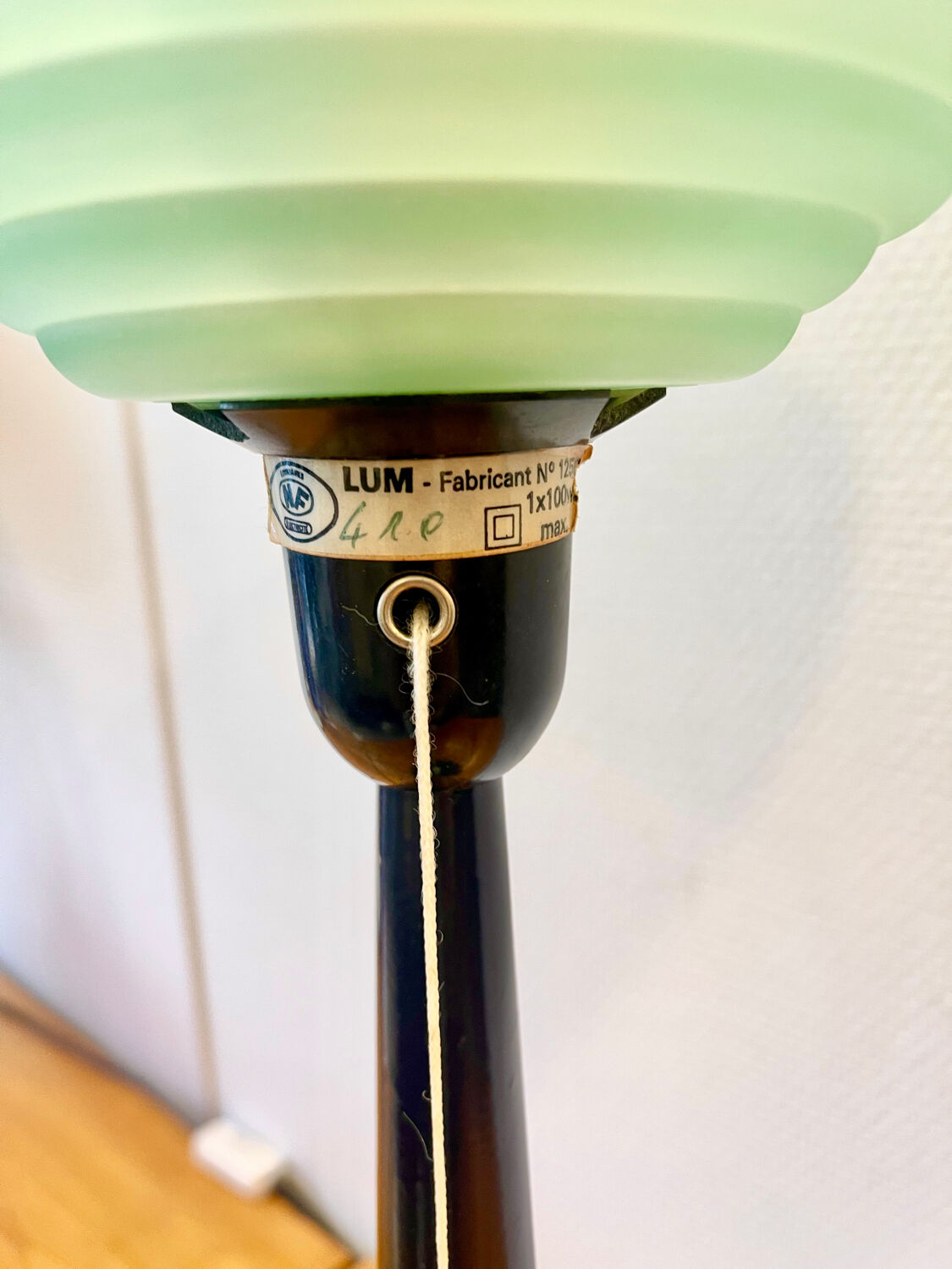 Postmodern lamp from the 80s – green opaline glass and black base, edition