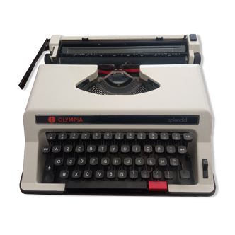 Olympia Splendid vintage typewriter 70s