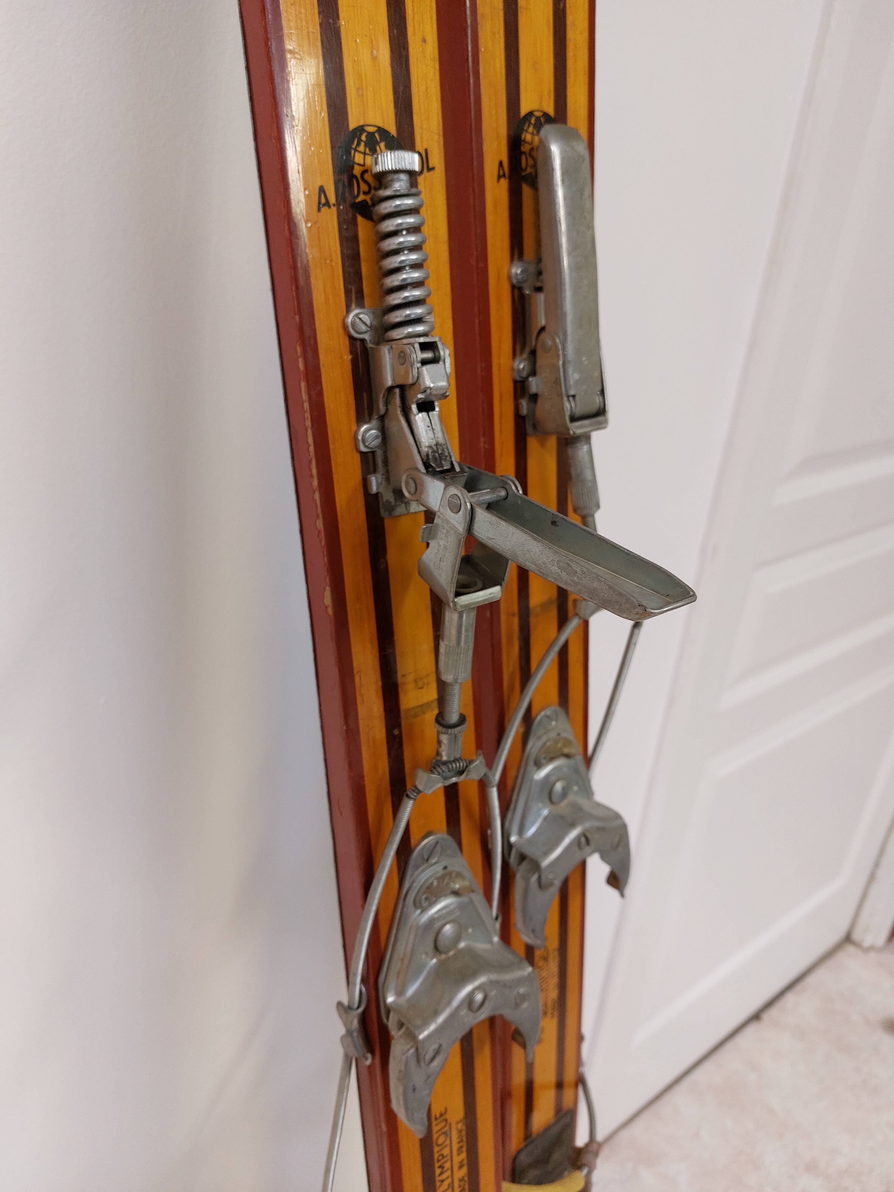 Vintage wooden skis Rossignol Hickory Olympic model 204 cm