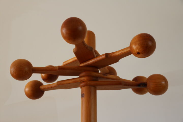 Scandinavian pine coat rack 1970
