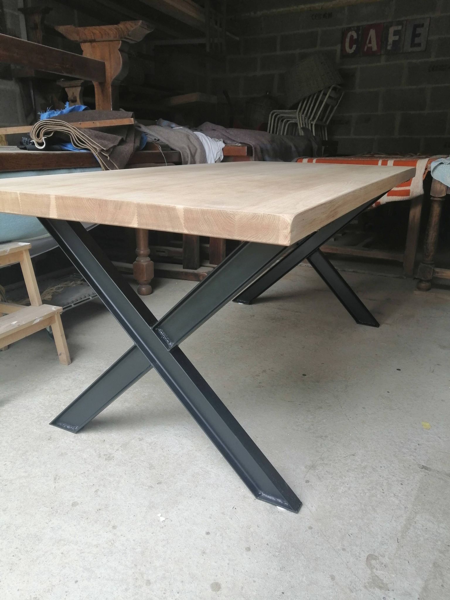 Table industrielle
