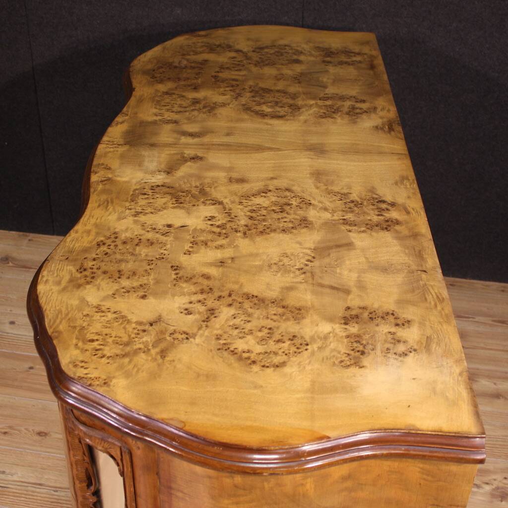 Great Italian chest of drawers from the 20th century