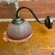 Applique ancienne col de cygne métal doré + coupole verre rose vintage