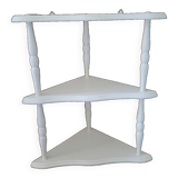 Corner shelf
