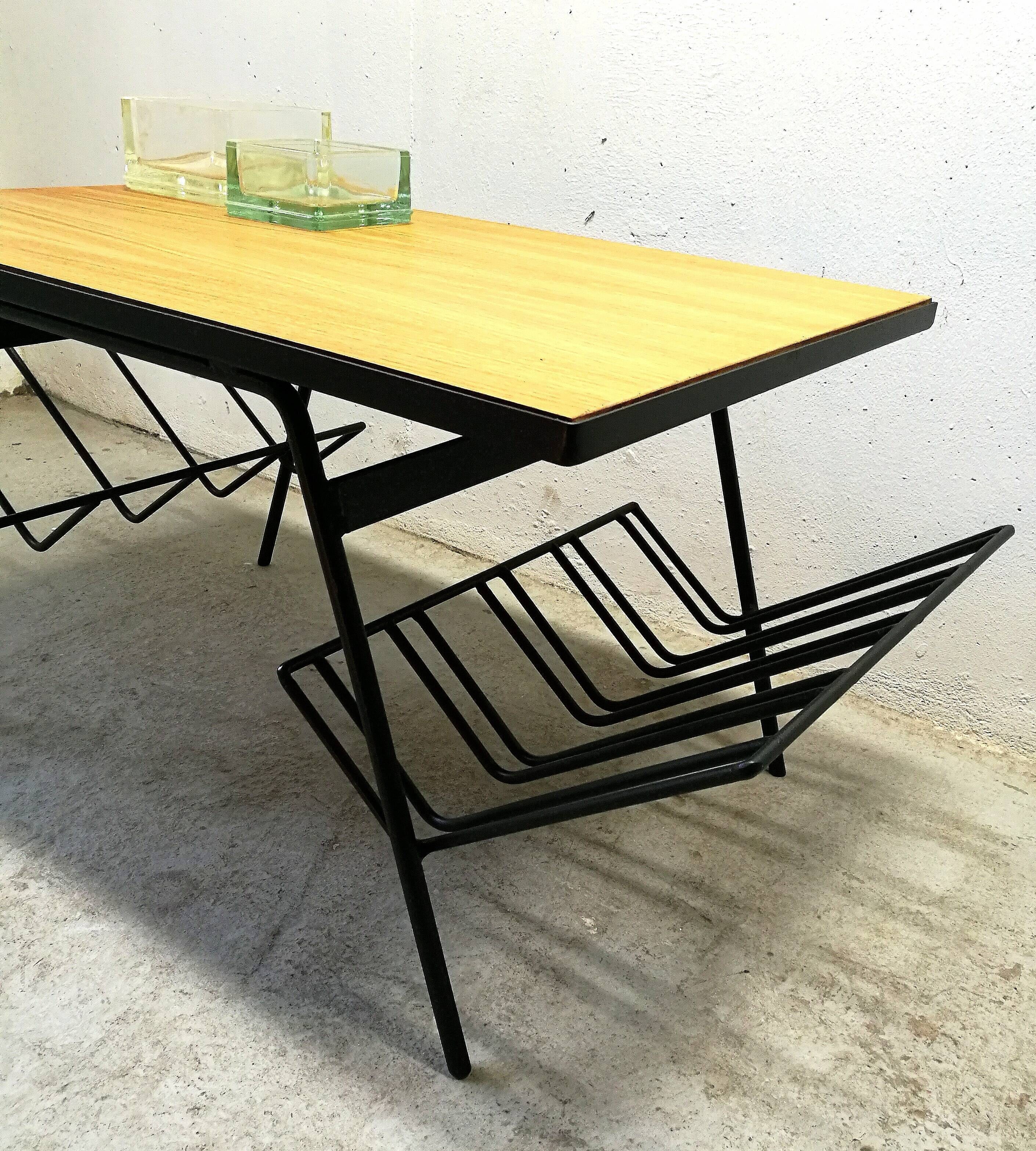Low table 60s black and wood