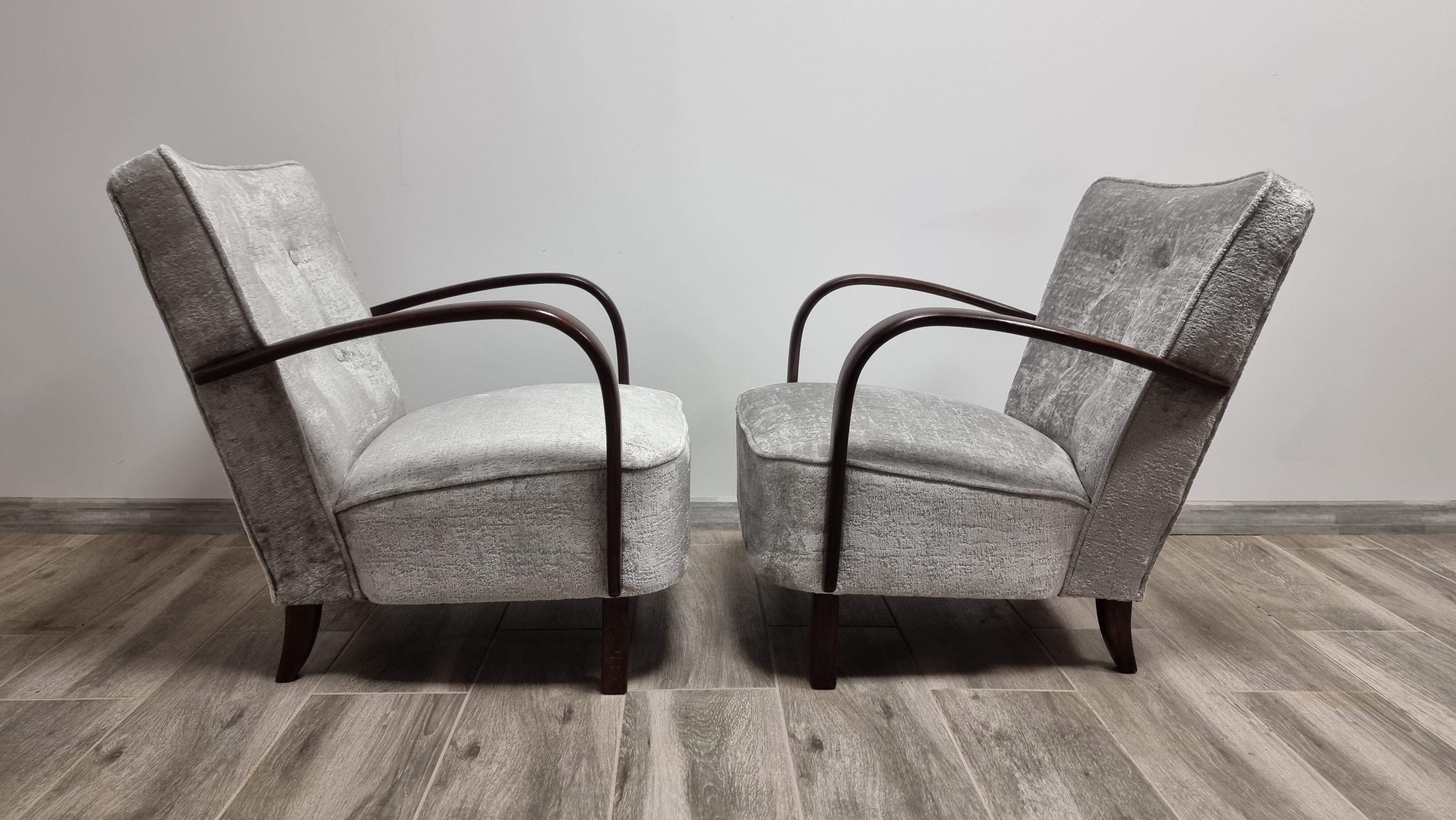 Armchairs by Jindrich Halabala for Up Závody, Set of 2