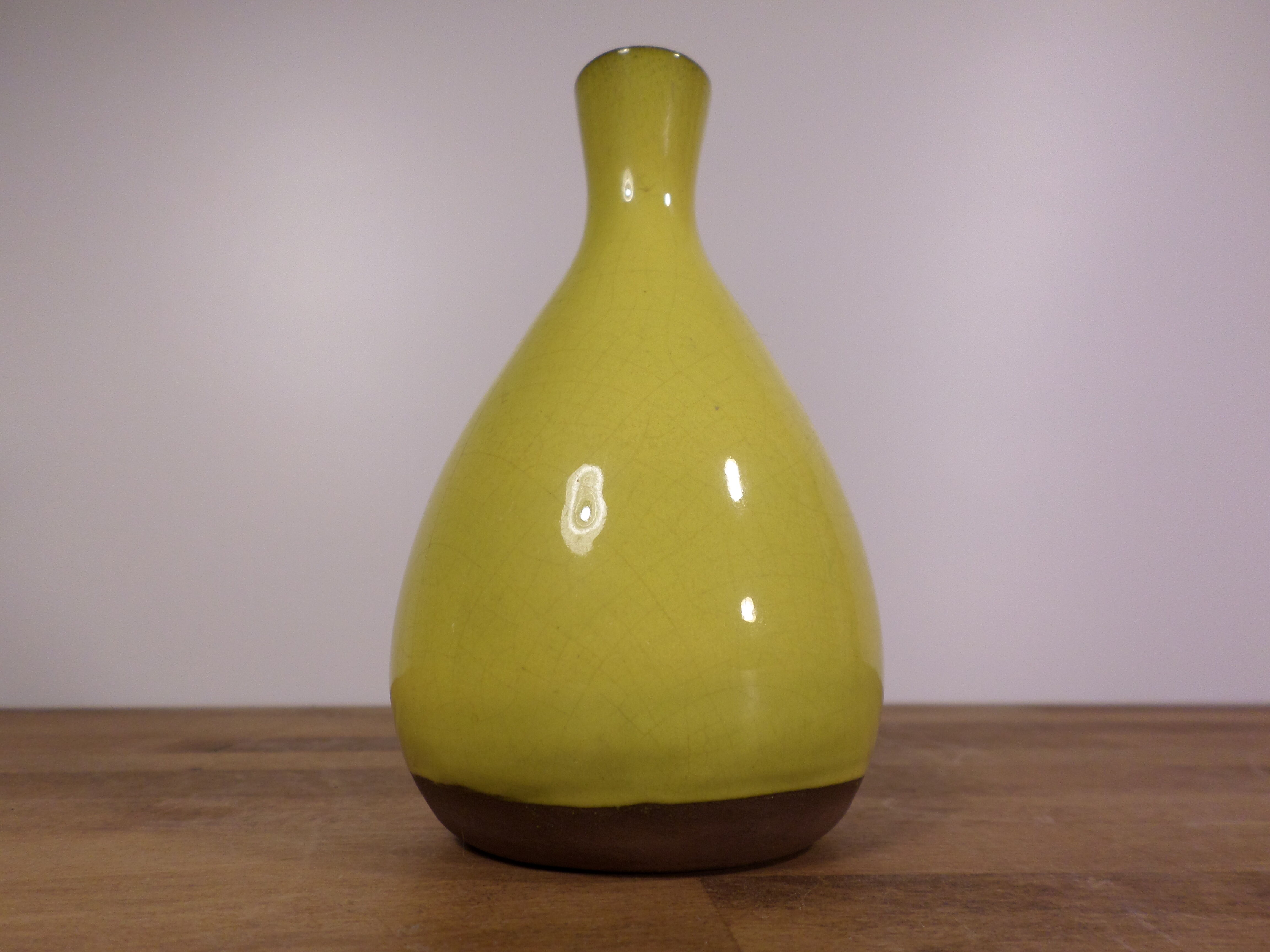 Small crackled vase 50s