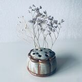 Vase pique fleurs en grès