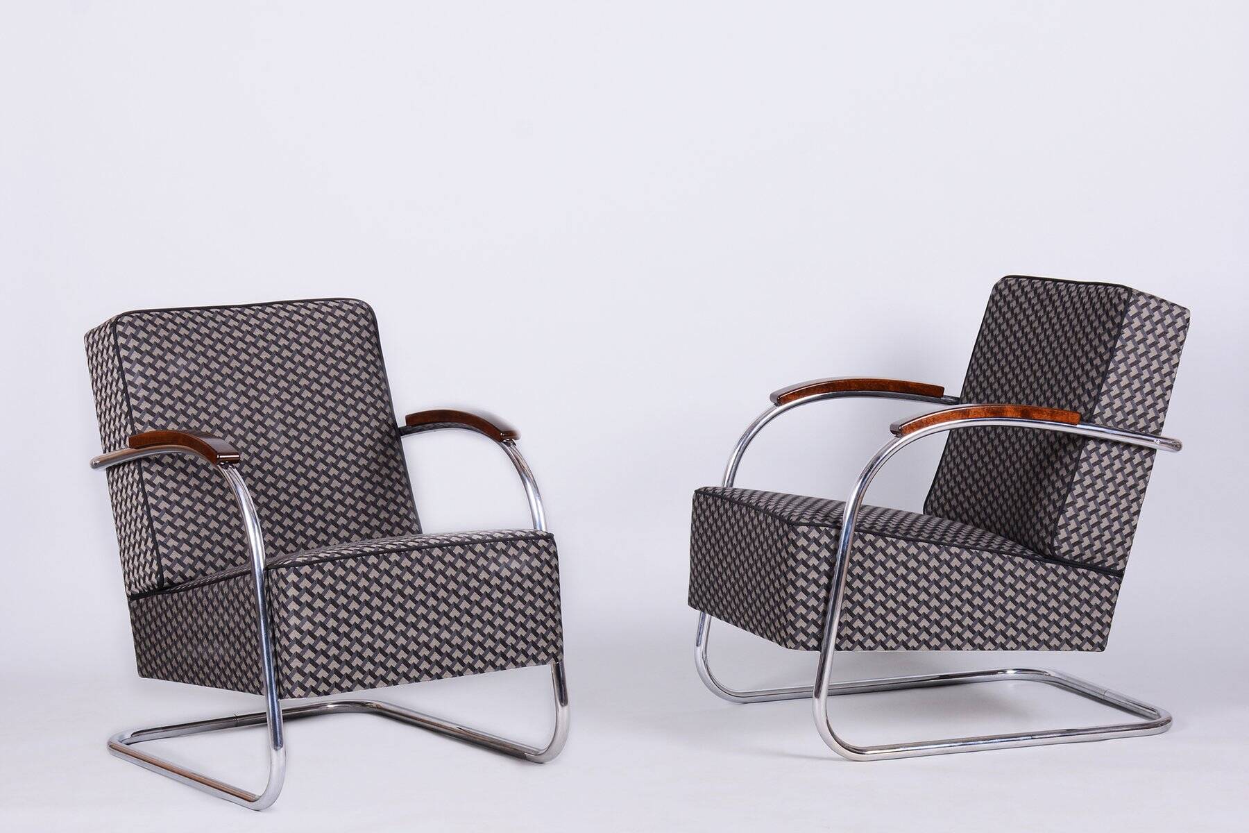 Bauhaus Armchairs in Beech and Chrome from Mücke-Melder, Czech, 1930s, Set of 2