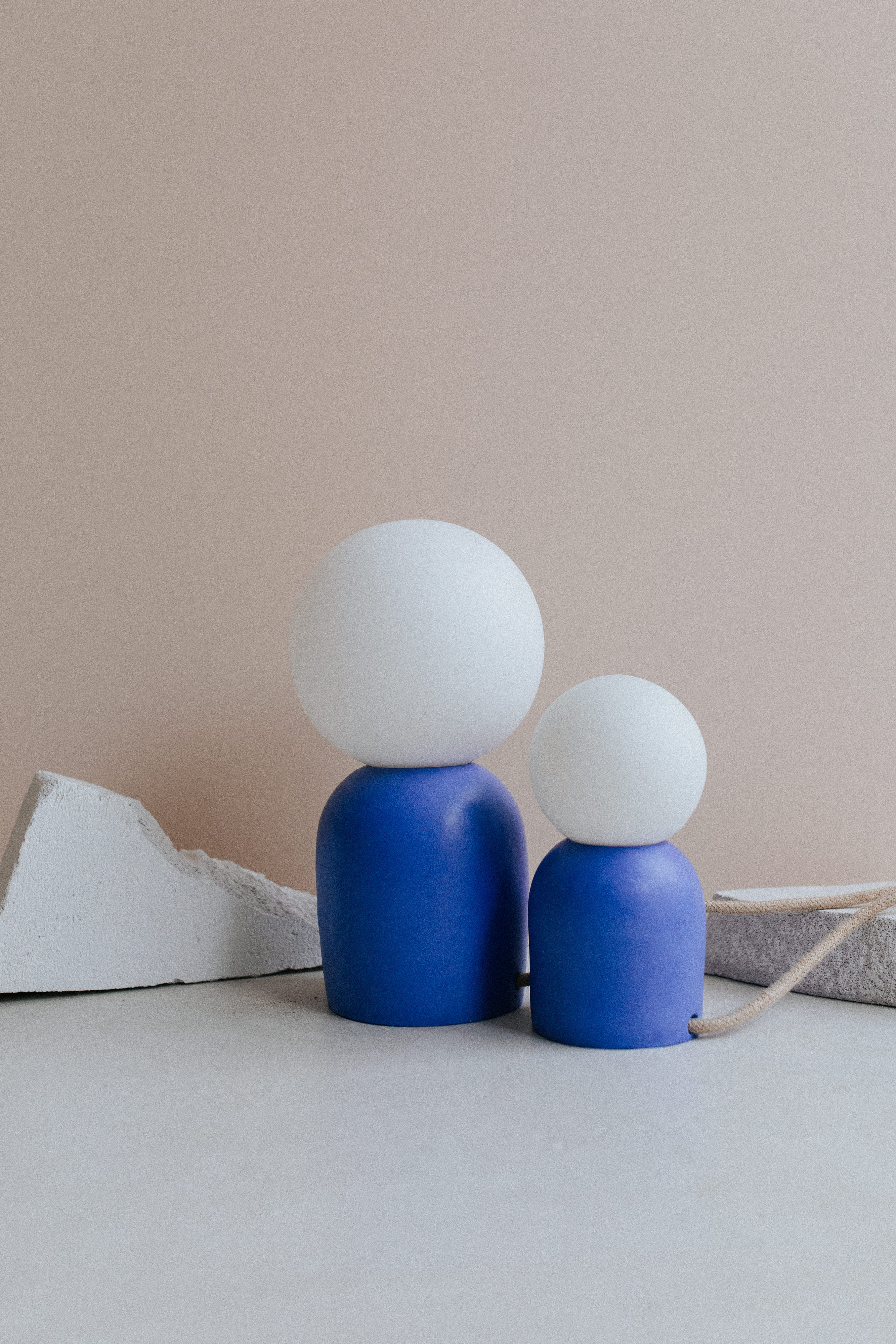 Table lamp Fat Dédée - blue - Zuri objects