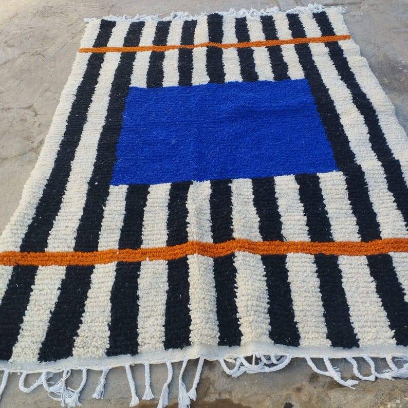 Handmade pure wool rug, custom traditional size 150/250 cm.