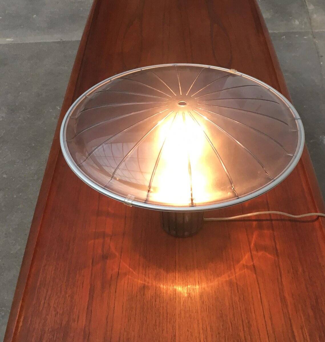 Contemporary Italian table lamp model Agaricon D36 by Ross Lovegrove for Luceplan.